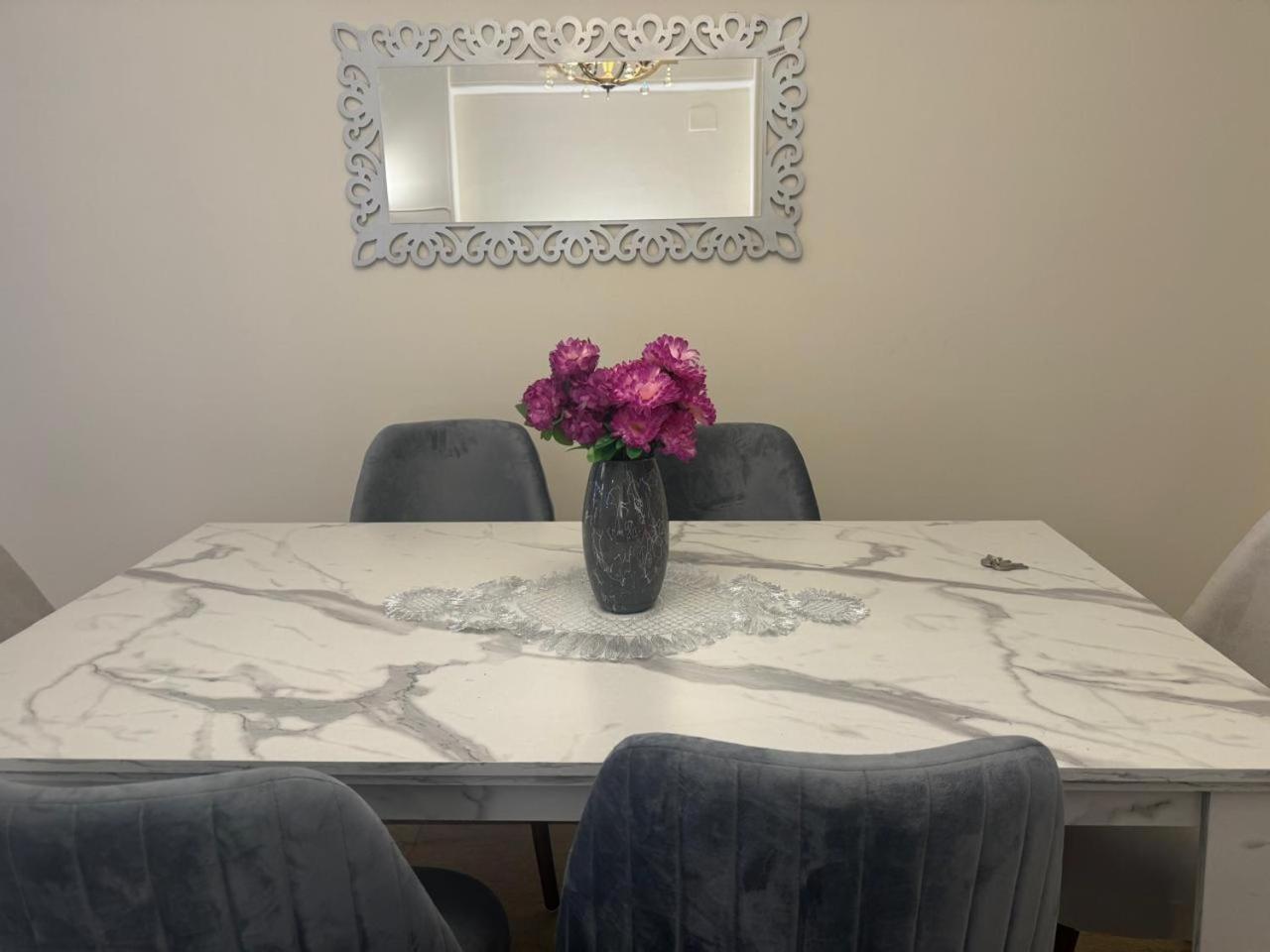 Apartment مفروشة للإيجار بشارع شهاب Cairo