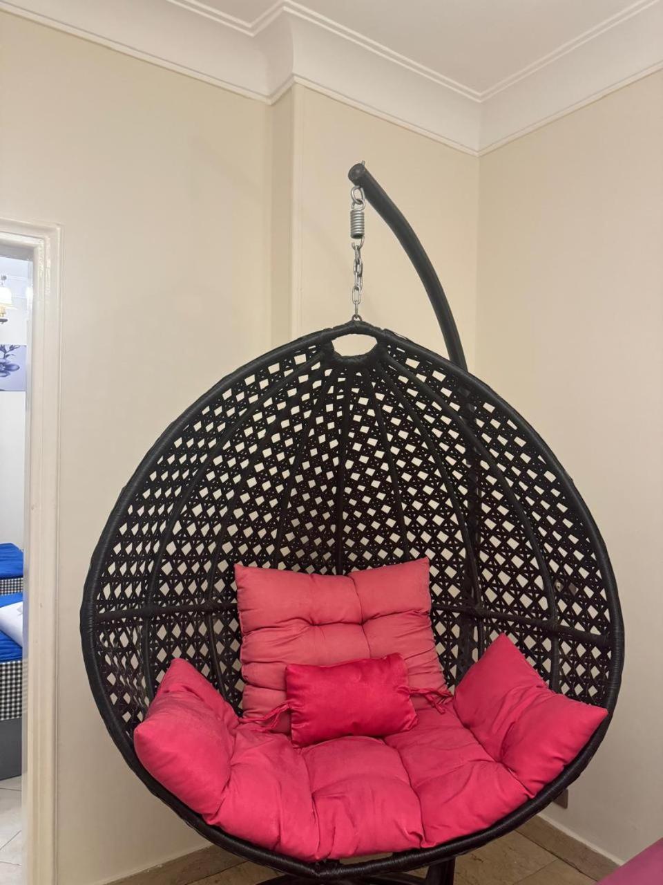 مفروشة للإيجار بشارع شهاب Apartment *